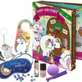 Pummel & Friends - Adventskalender für Kinder, mit Beauty-überraschungen, Haar-Accessoires und Zubehör, Deko-Box zum Aufstellen